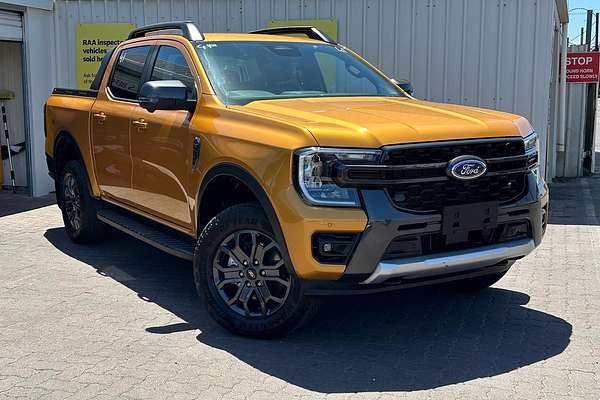 2025 Ford Ranger Wildtrak 4X4 3.0L thumb-9