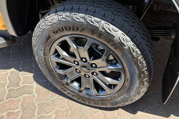 2025 Ford Ranger Wildtrak 4X4 3.0L thumb-12