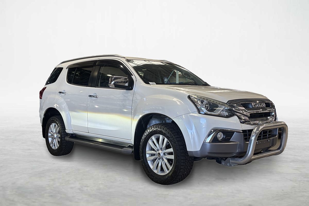 2018 Isuzu MU-X LS-T