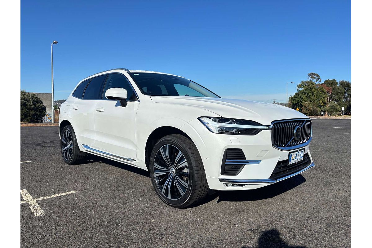 2023 Volvo XC60 Ultimate B5 Bright