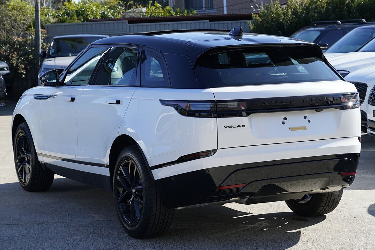 2025 Land Rover Range Rover Velar P250 Dynamic SE L560