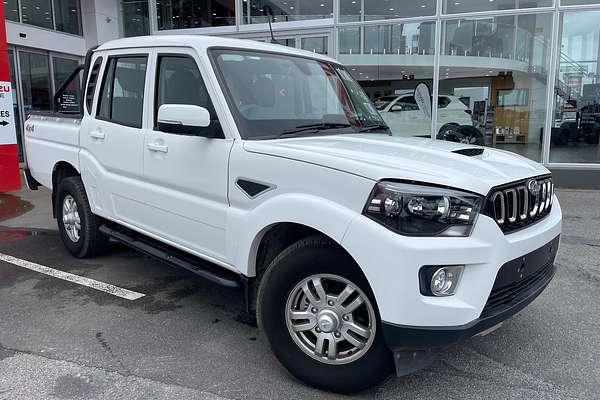 2023 Mahindra PIK-UP S11 4X4