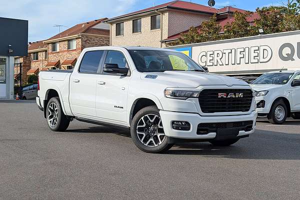 2024 RAM 1500 Laramie Sport Hurricane SO RamBox DT 4X4 SWB