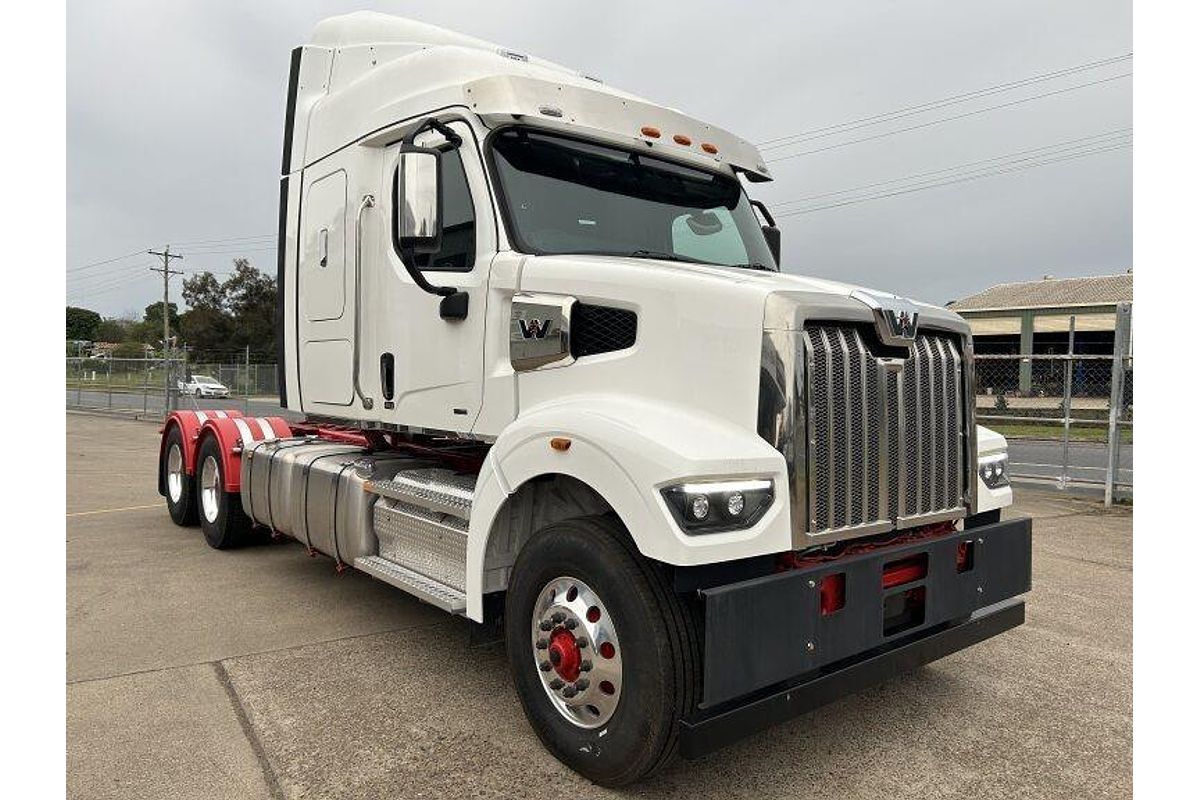 2024 Western Star 48X
