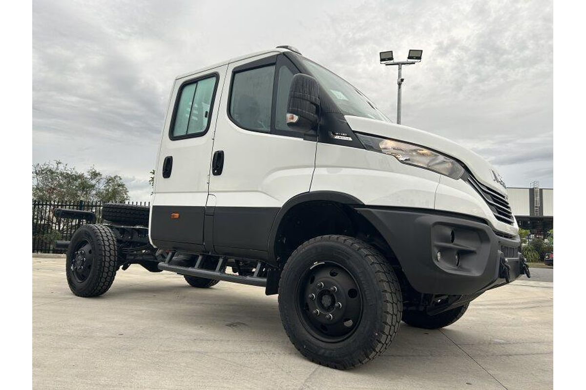 2024 Iveco DAILY 70-180 4x4 Crew Cab Chassis 3480