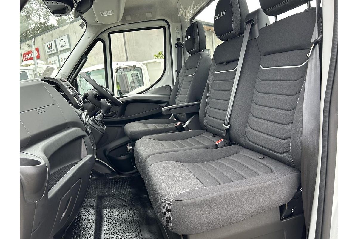 2025 IVECO Daily 70-180 image 17