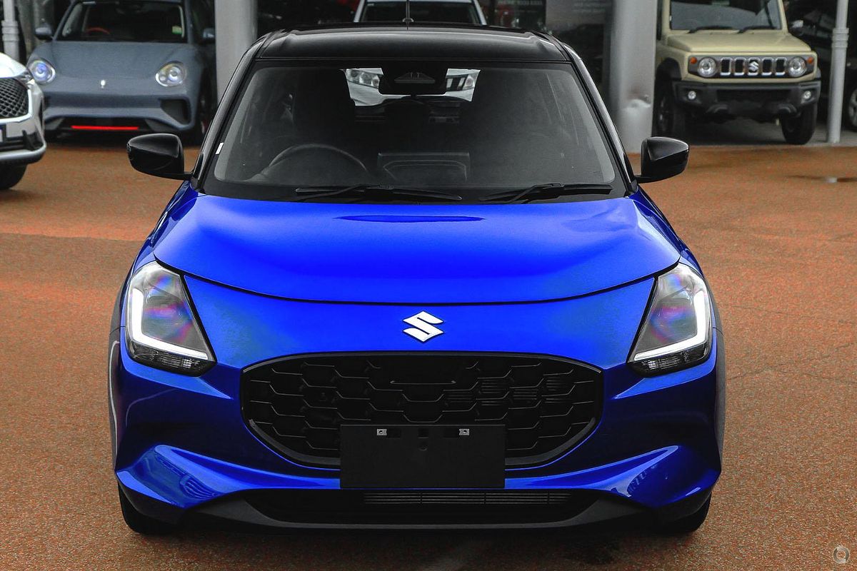 2025 Suzuki Swift Hybrid UZ