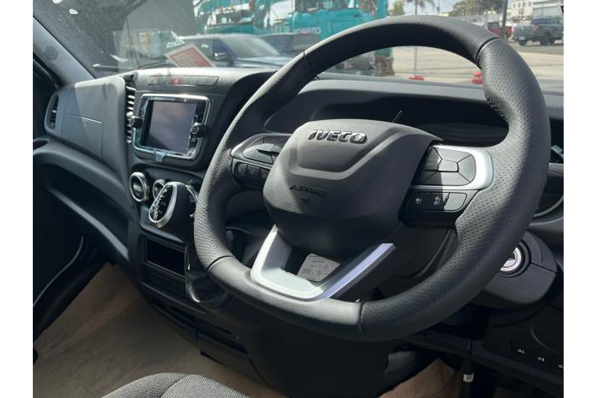 2025 IVECO Daily 70C21 image 13