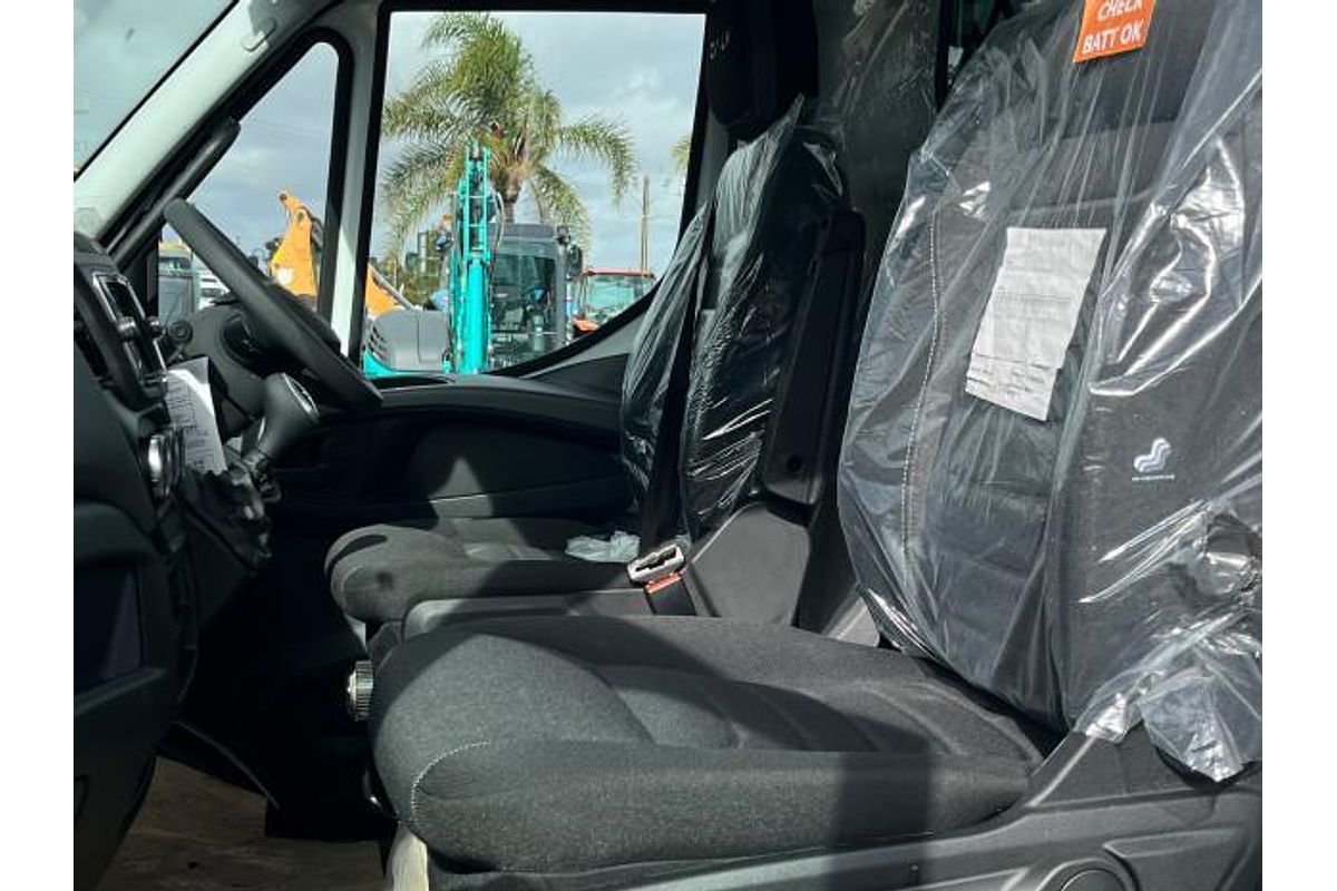 2025 IVECO Daily 70C21 image 20