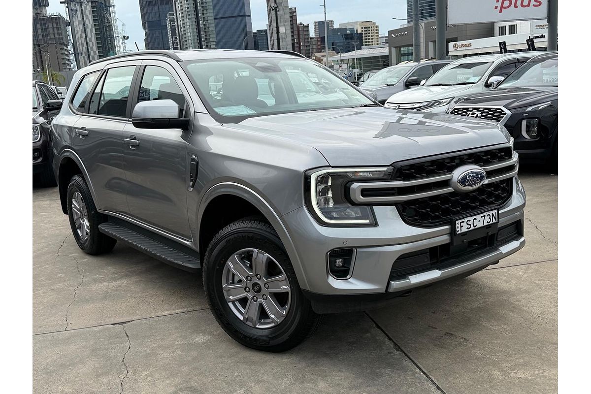 2025 Ford Everest Ambiente 2.0L