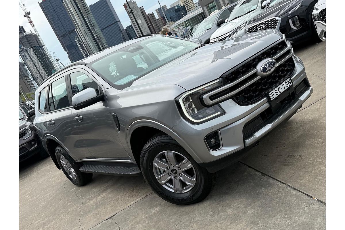 2025 Ford Everest Ambiente 2.0L