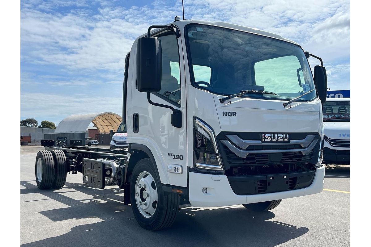 2025 Isuzu Nqr 88-190 Am Nqr 88-190 Am D45