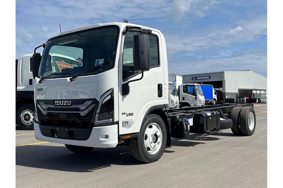 2025 Isuzu Nqr 88-190 Am Nqr 88-190 Am D45