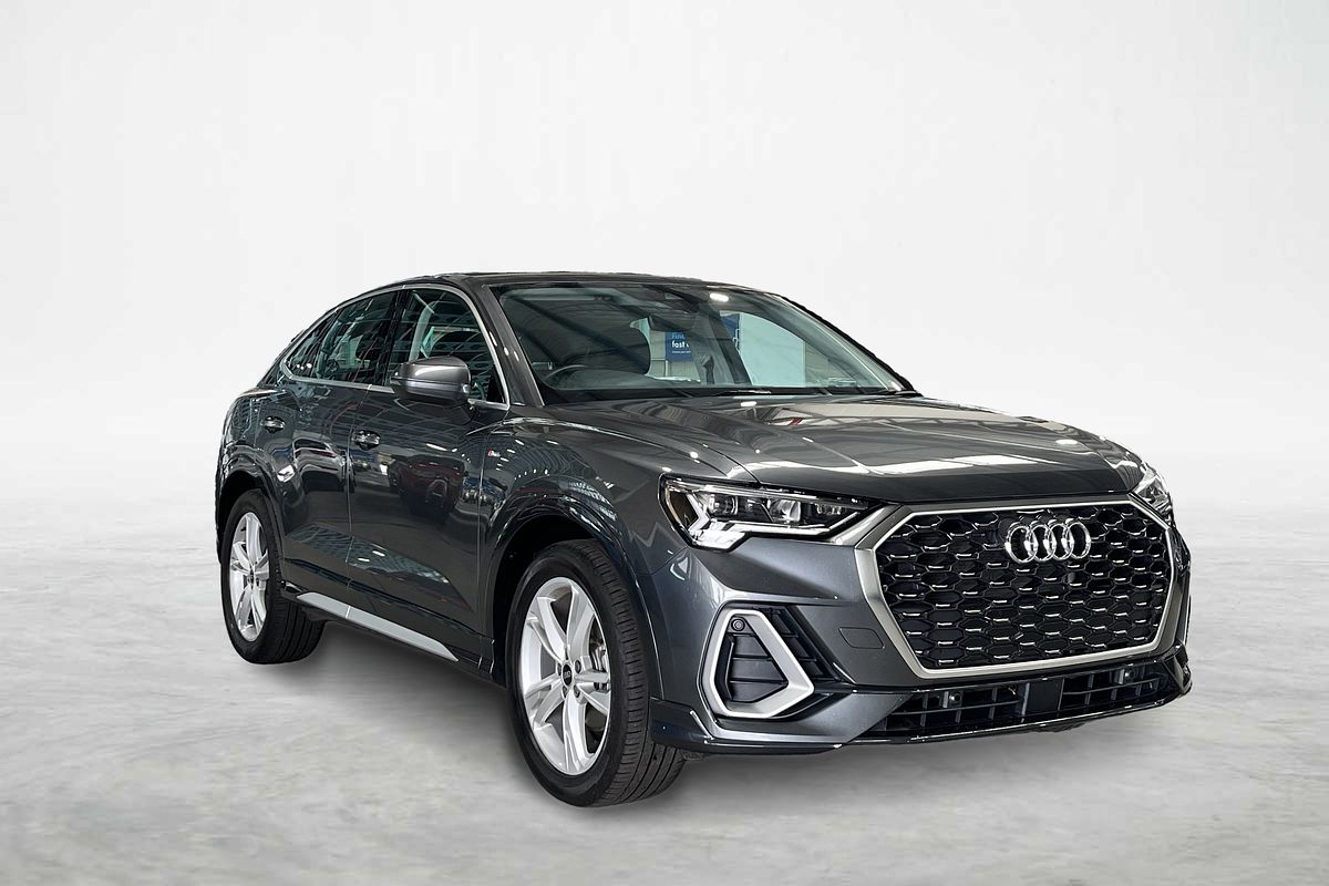 2024 Audi Q3 35 TFSI S line F3