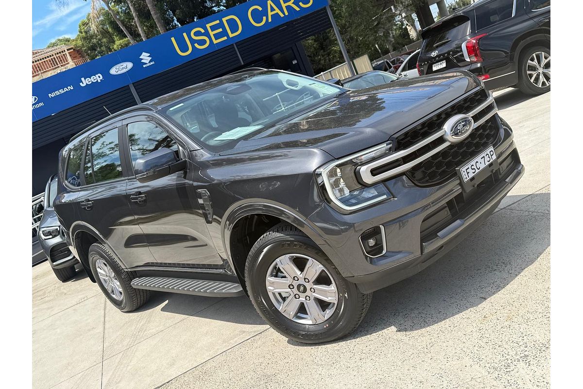2025 Ford Everest Ambiente 2.0L