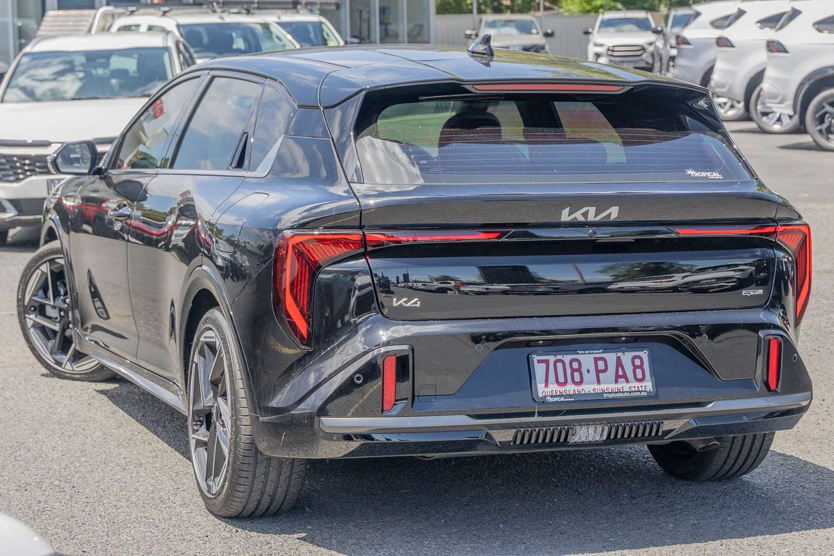2025 Kia K4 GT-Line CL4m