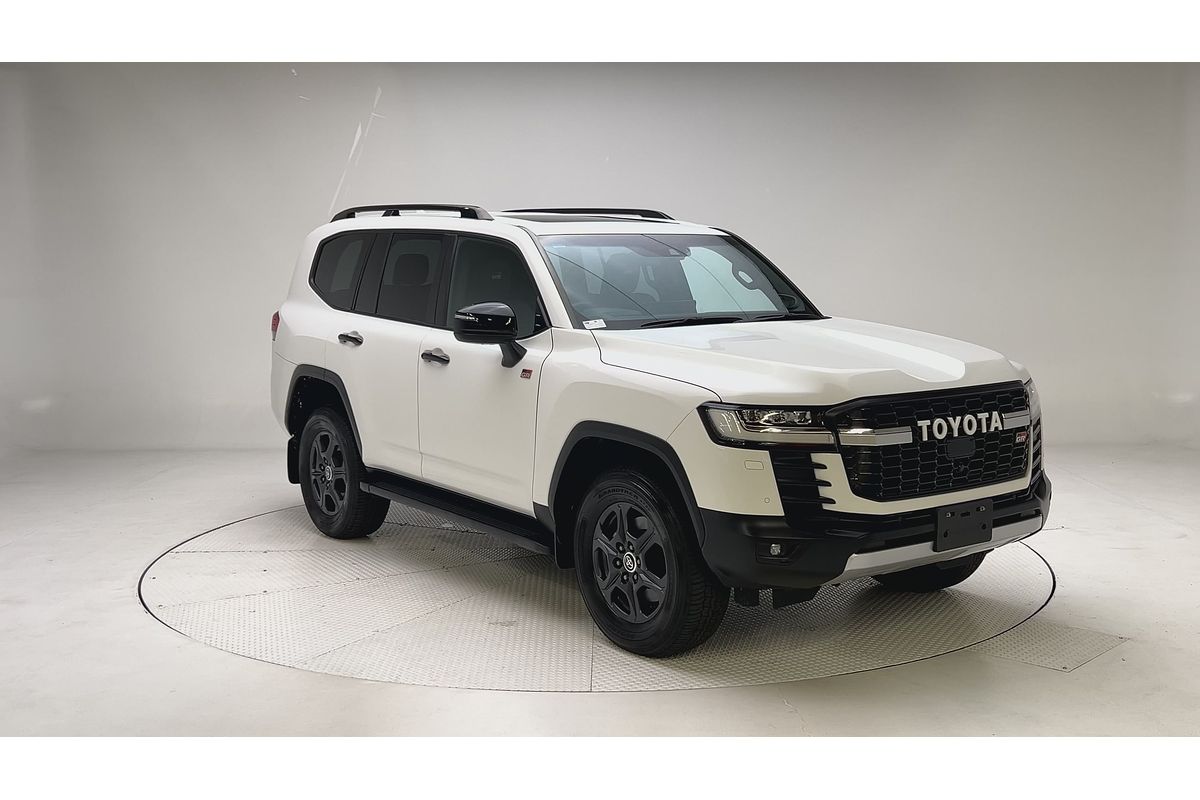 2023 Toyota Landcruiser GR Sport FJA300R