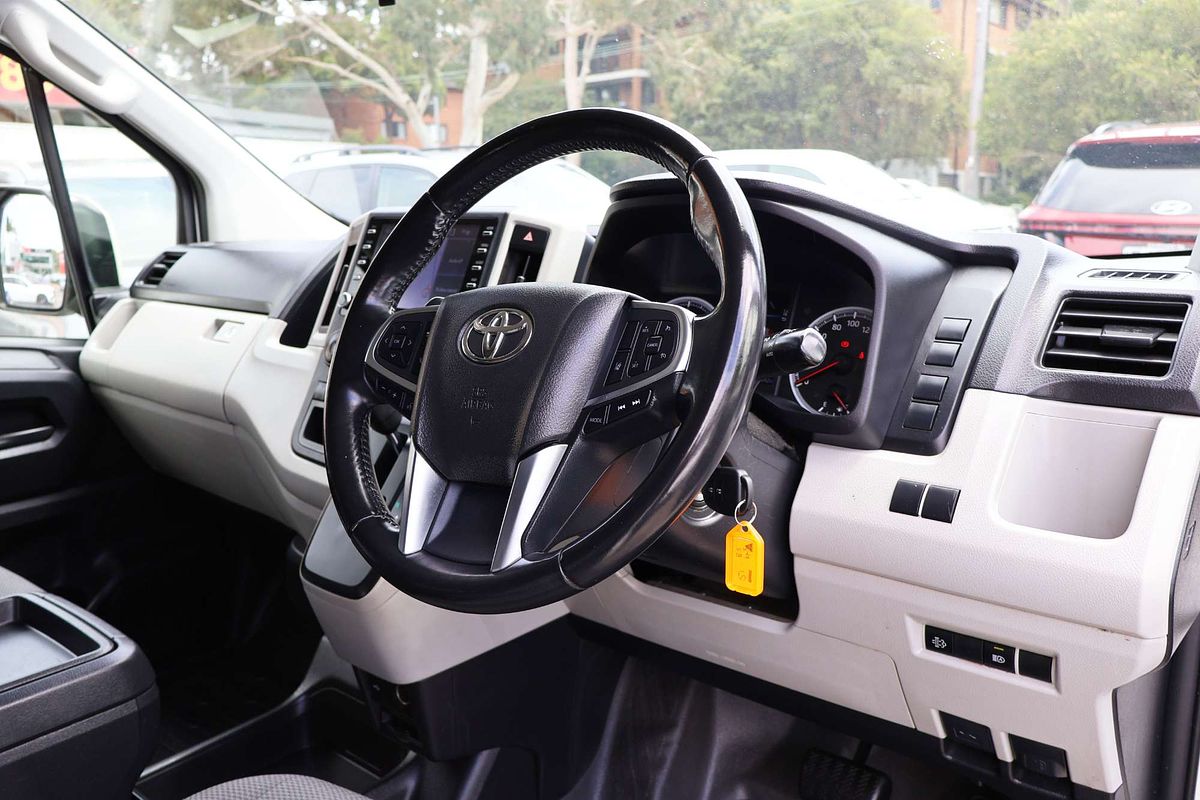 2022 Toyota Hiace GDH300R LWB