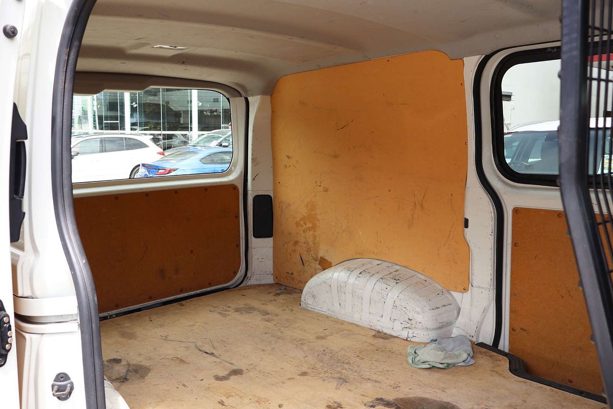 2022 Toyota Hiace GDH300R LWB image 8