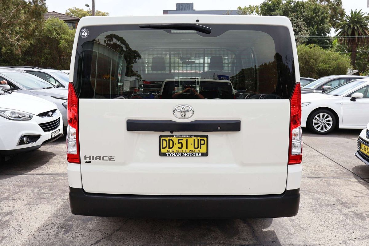 2022 Toyota Hiace GDH300R LWB image 9