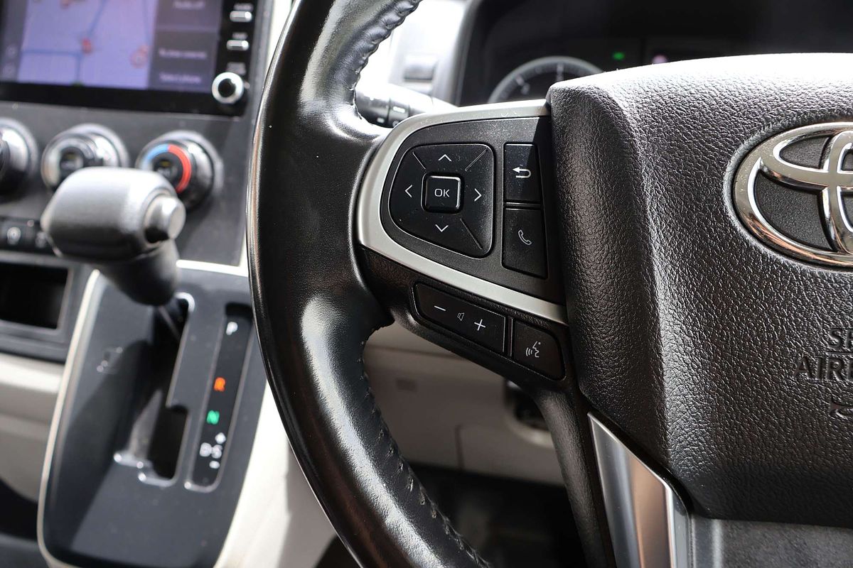 2022 Toyota Hiace GDH300R LWB image 17