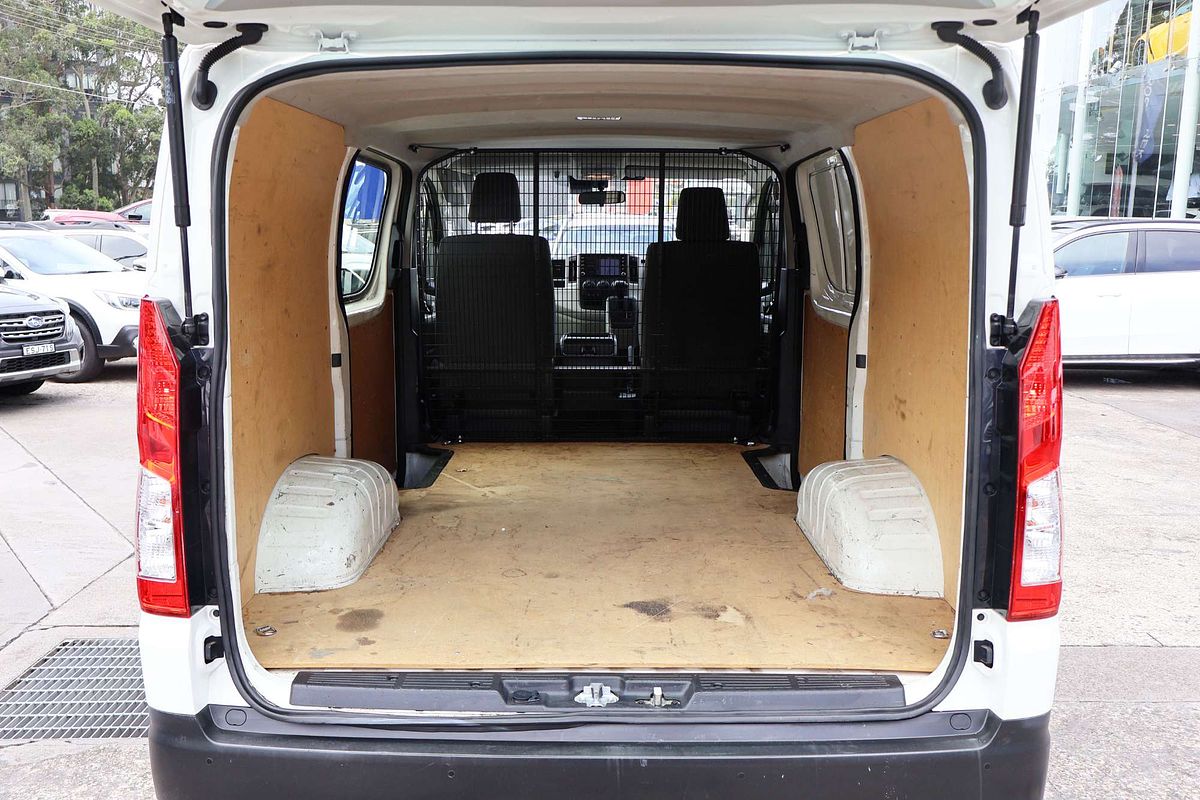 2022 Toyota Hiace GDH300R LWB image 17