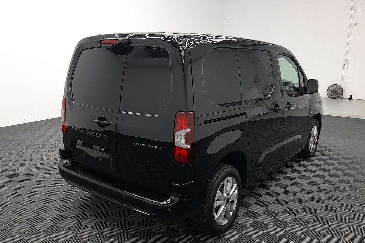 2025 Peugeot Partner Premium K9 SWB Low Roof image 13