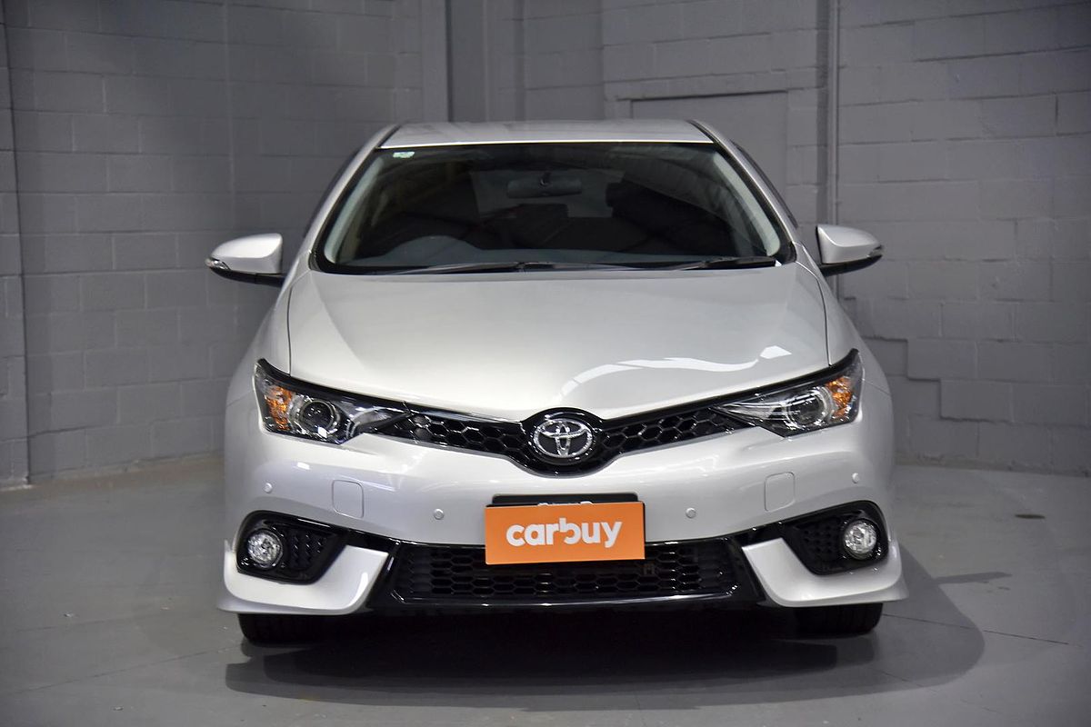 2015 Toyota Corolla SX ZRE182R