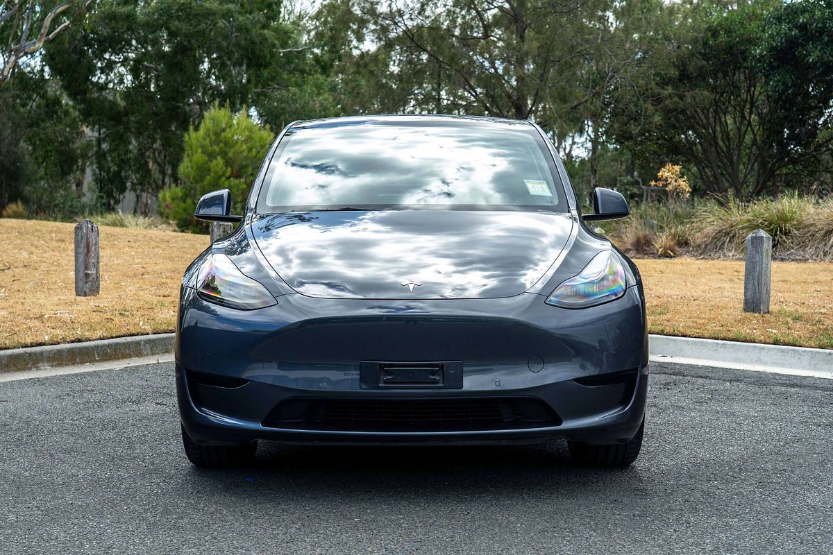 2023 Tesla Model Y Rear-Wheel Drive