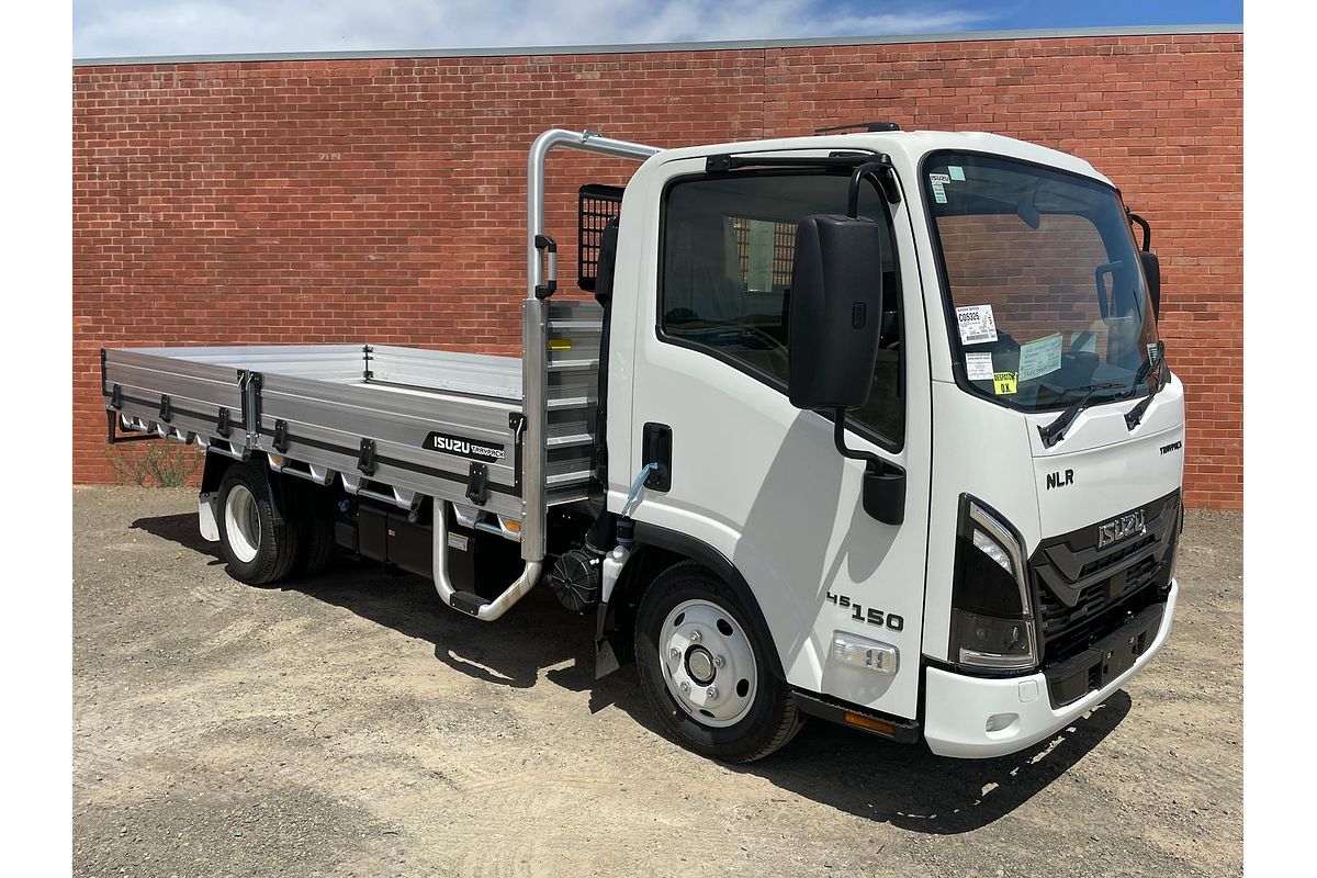 2025 Isuzu Nlr 45-150