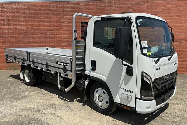 2025 Isuzu Nlr 45-150
