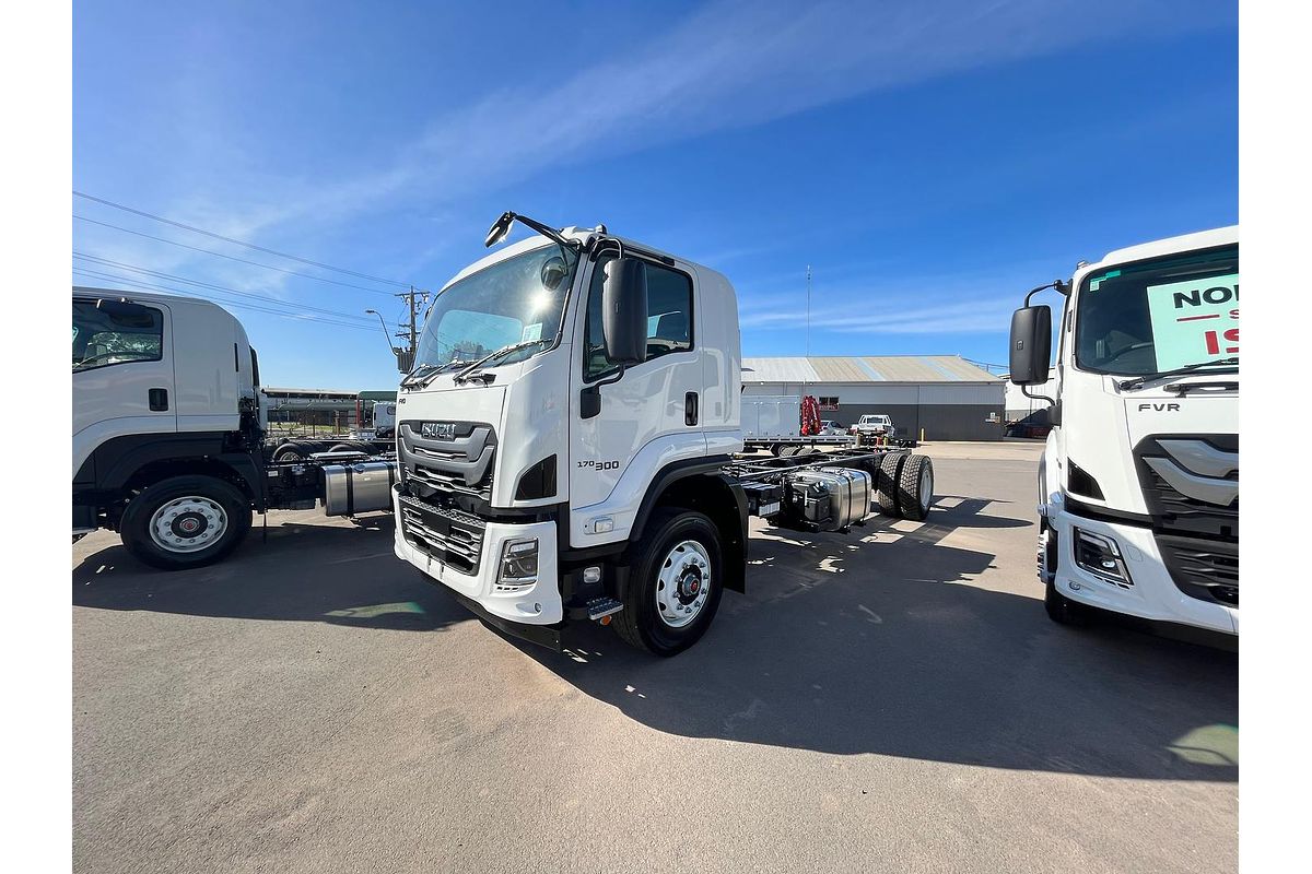 2025 Isuzu Fvd 170-300 image 3