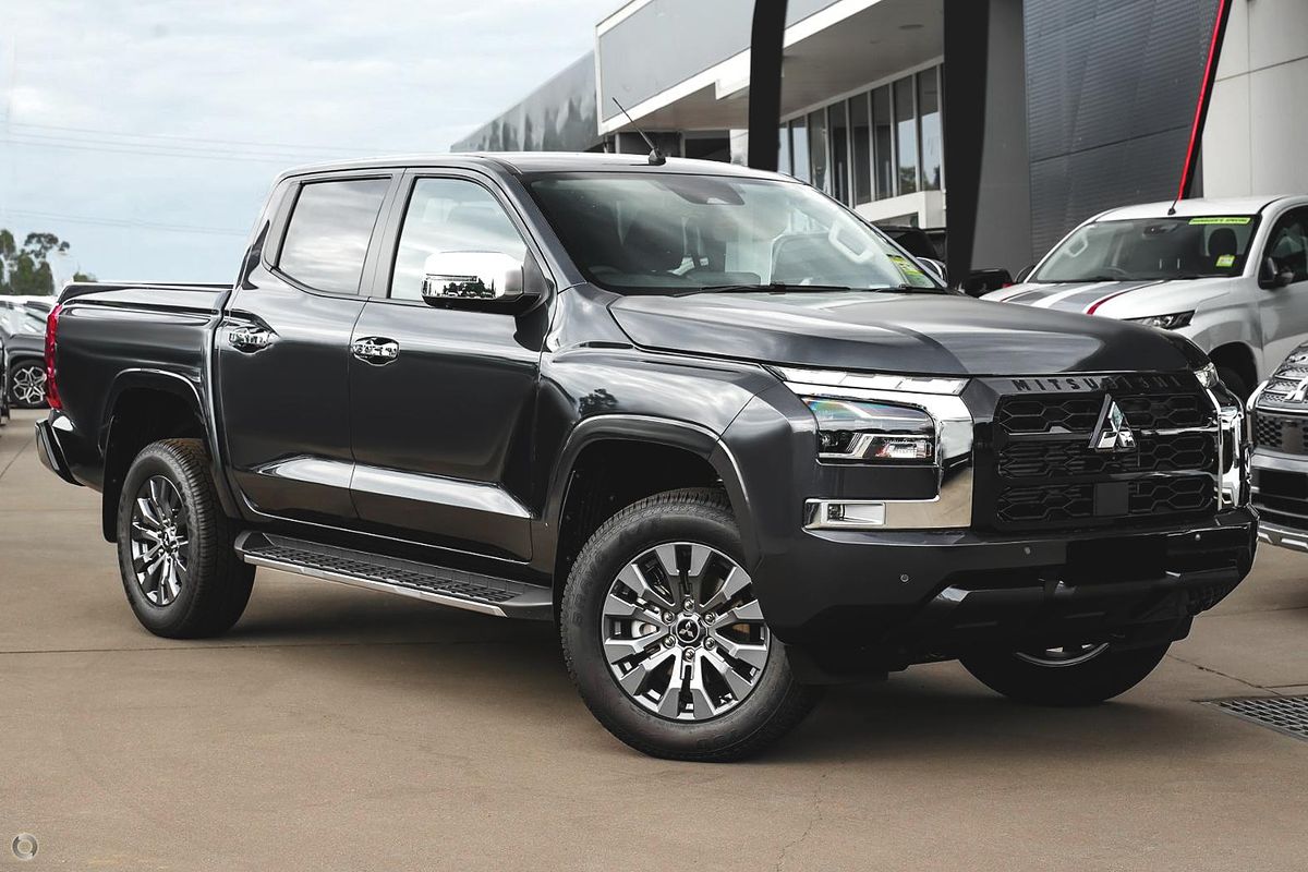 2025 Mitsubishi Triton GLS MV 4X4