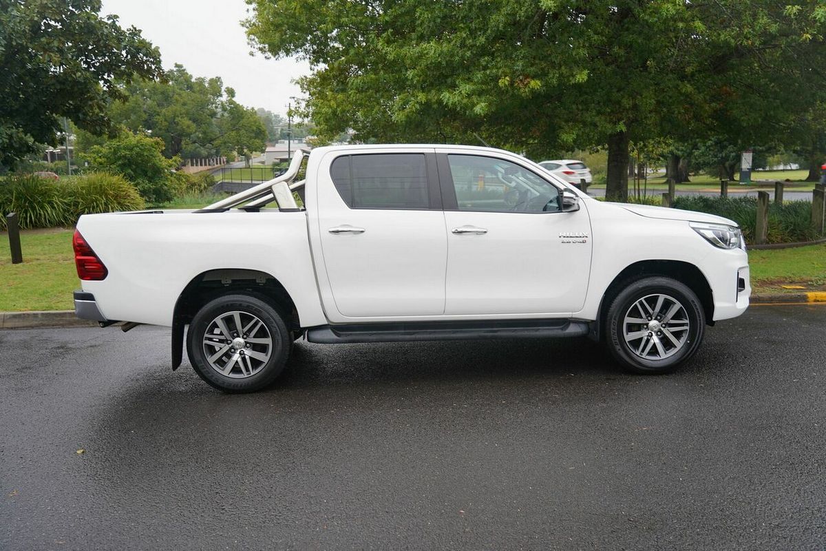 2020 Toyota Hilux SR5 GUN126R 4X4