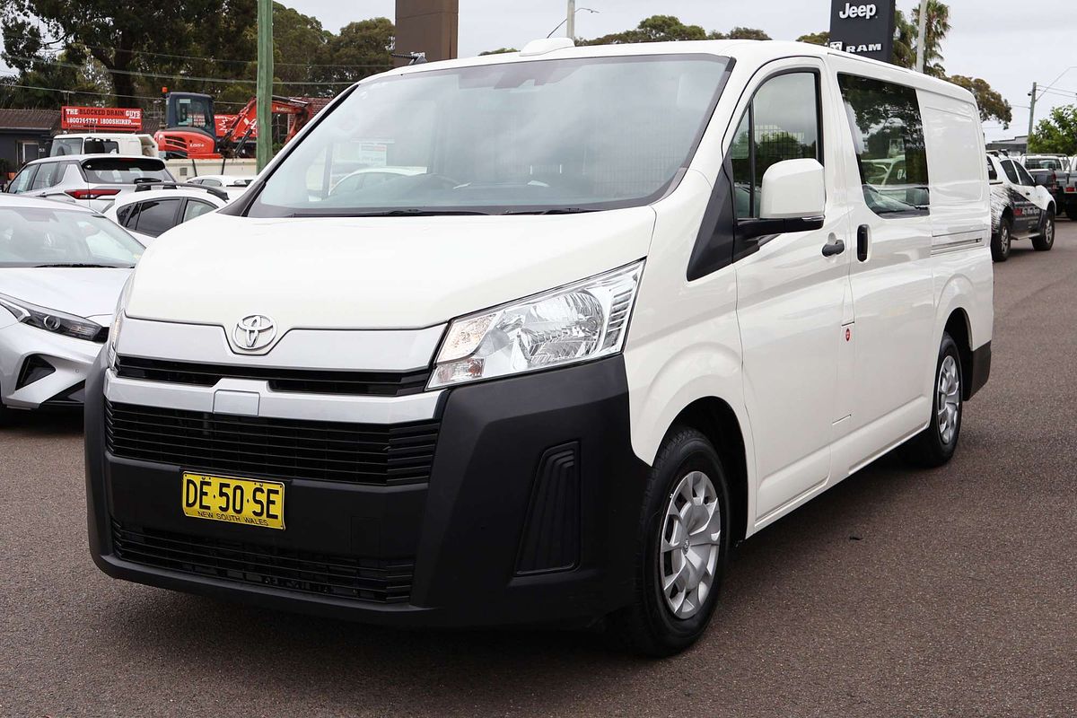 2022 Toyota Hiace GDH300R LWB image 5