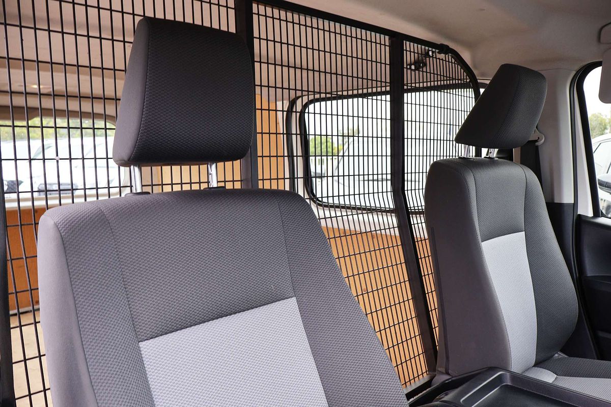 2022 Toyota Hiace GDH300R LWB image 7