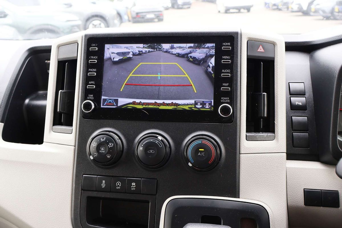 2022 Toyota Hiace GDH300R LWB image 14