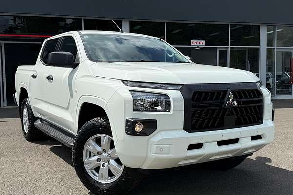 2025 Mitsubishi Triton GLX+ MV 4X4