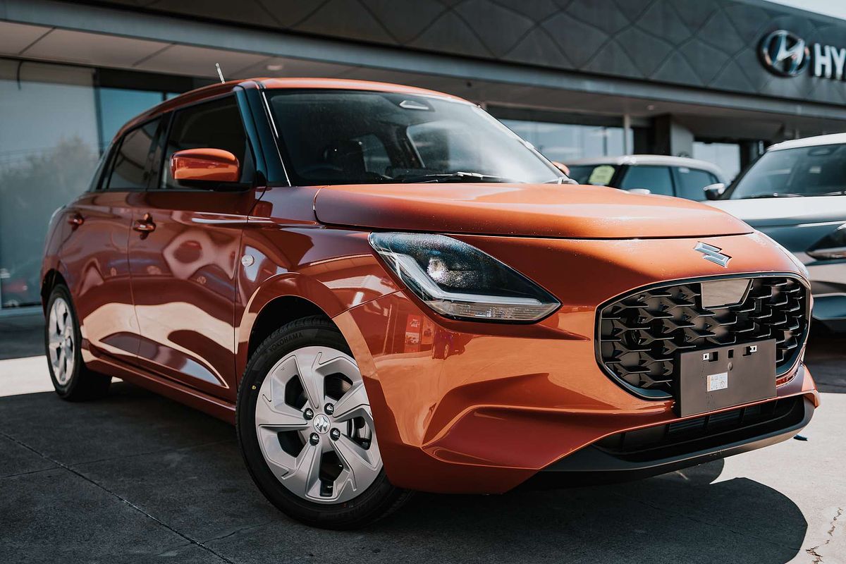 2026 Suzuki Swift Hybrid Plus UZ