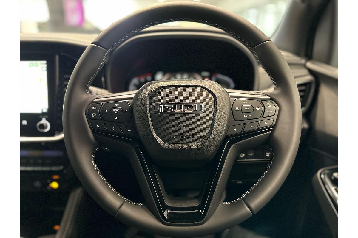 2026 Isuzu MU-X LS-T