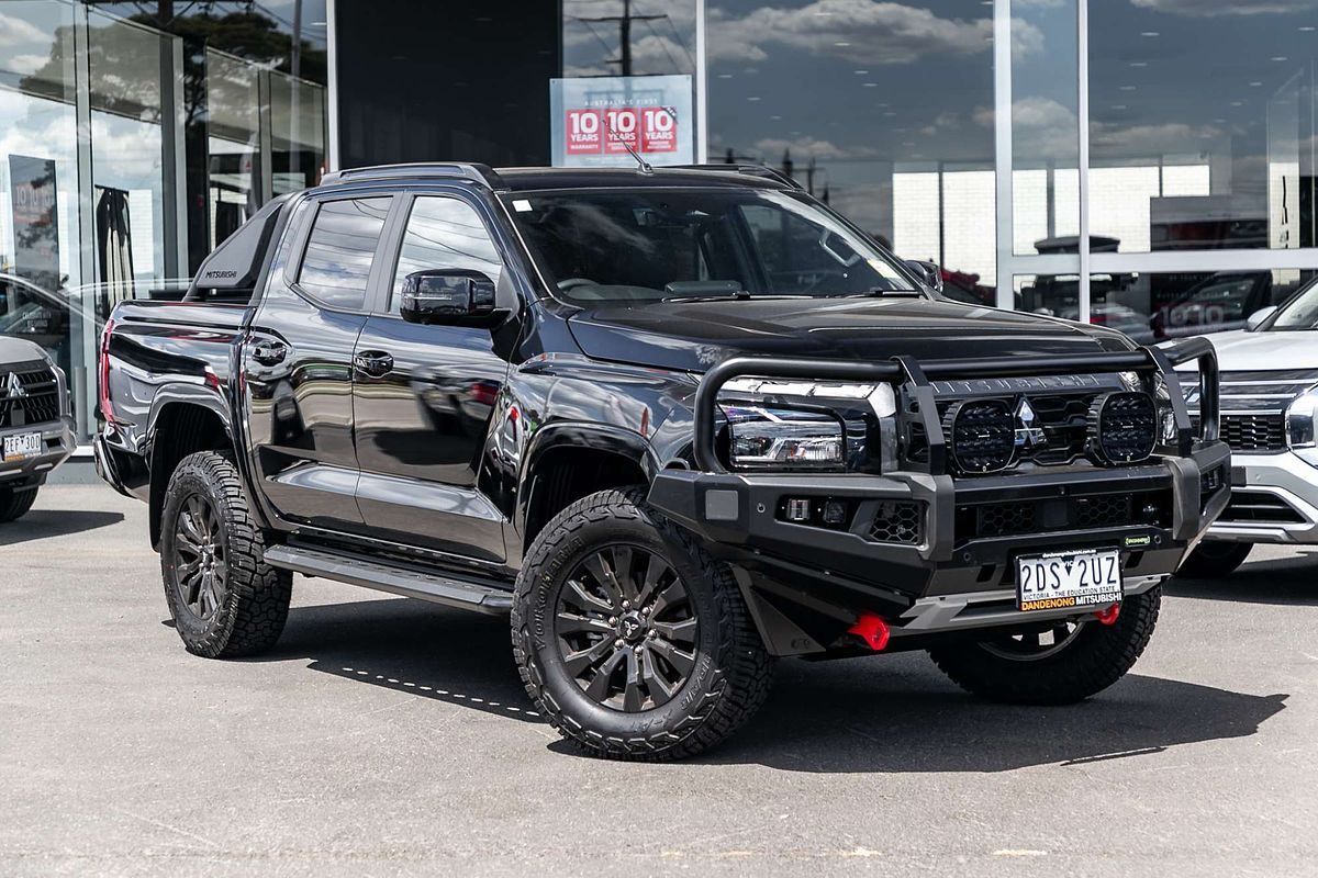 2025 Mitsubishi Triton GSR MV 4X4