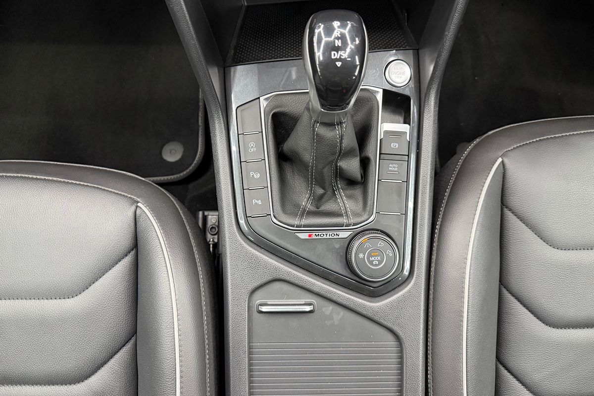 2023 Volkswagen Tiguan 162TSI R-Line 5N