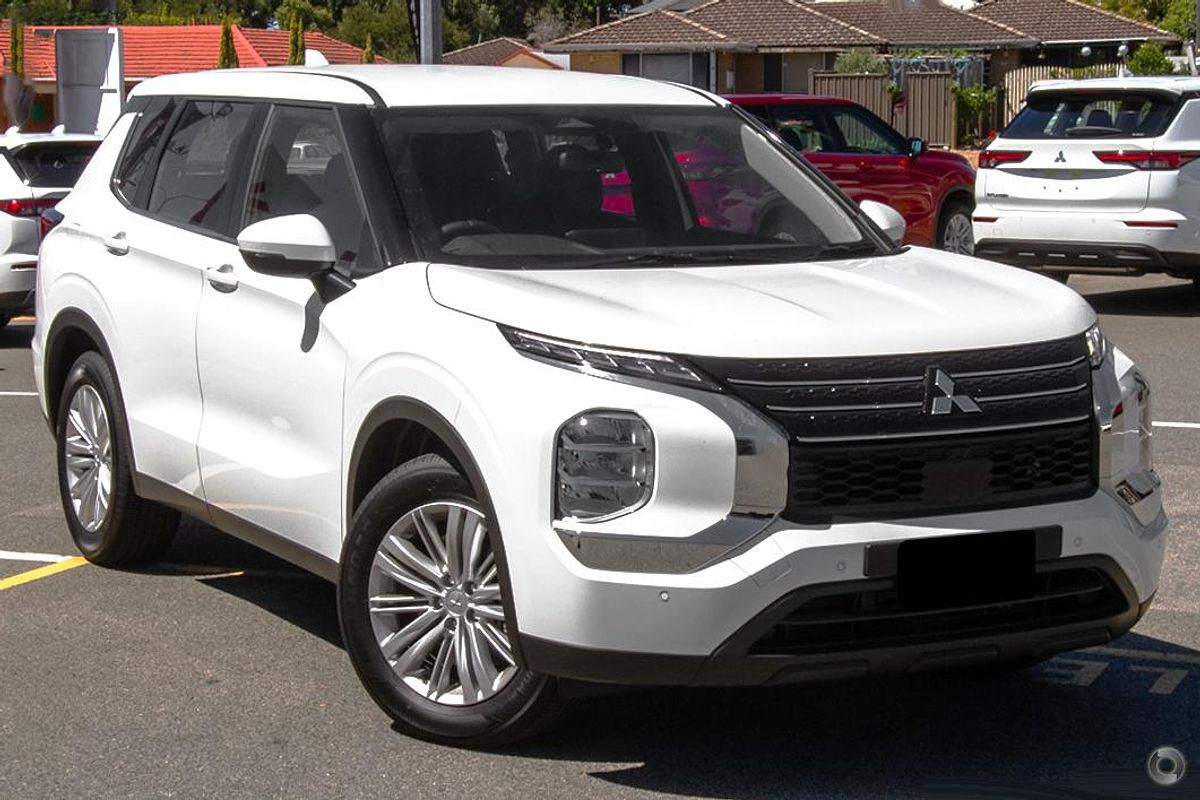 2026 Mitsubishi Outlander ES ZM