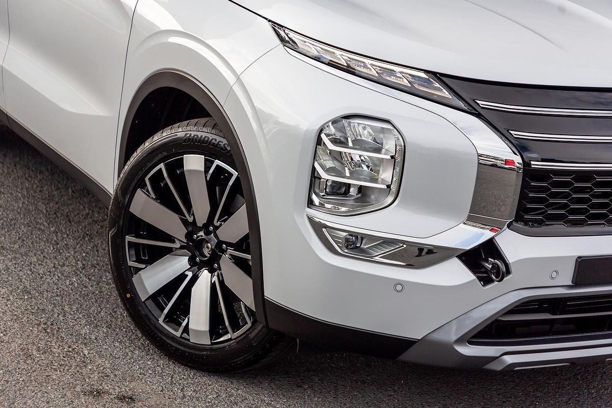 2025 Mitsubishi Outlander Aspire ZM