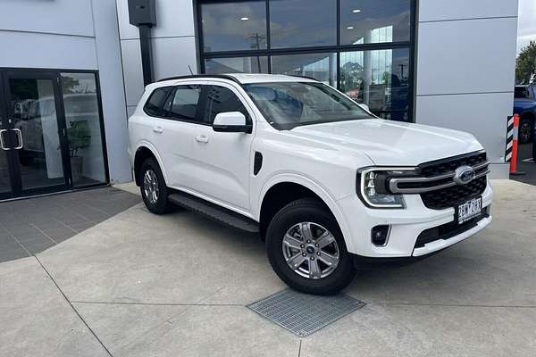 2024 Ford Everest Ambiente 2.0L