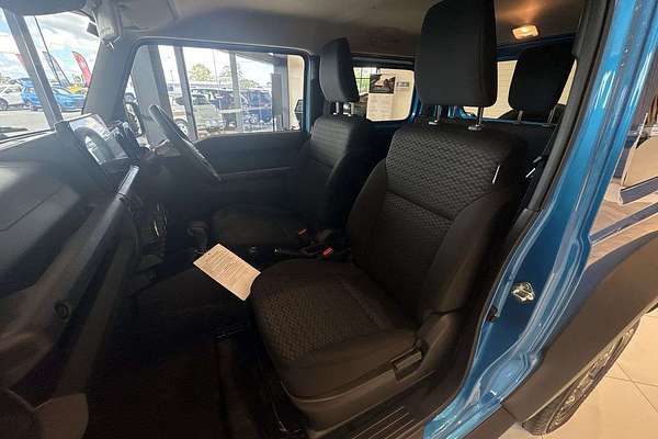 2025 Suzuki Jimny GLX GJ thumb-19
