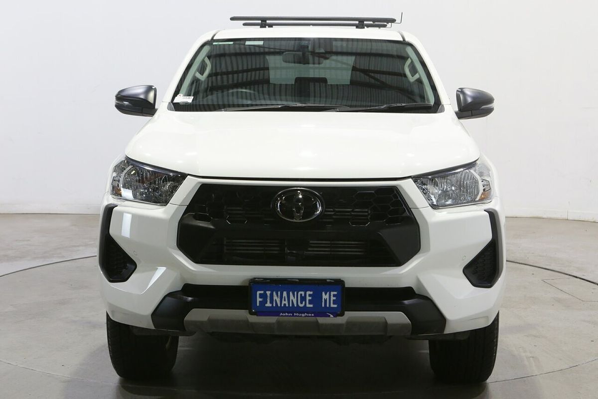 2025 Toyota Hilux SR GUN126R 4X4