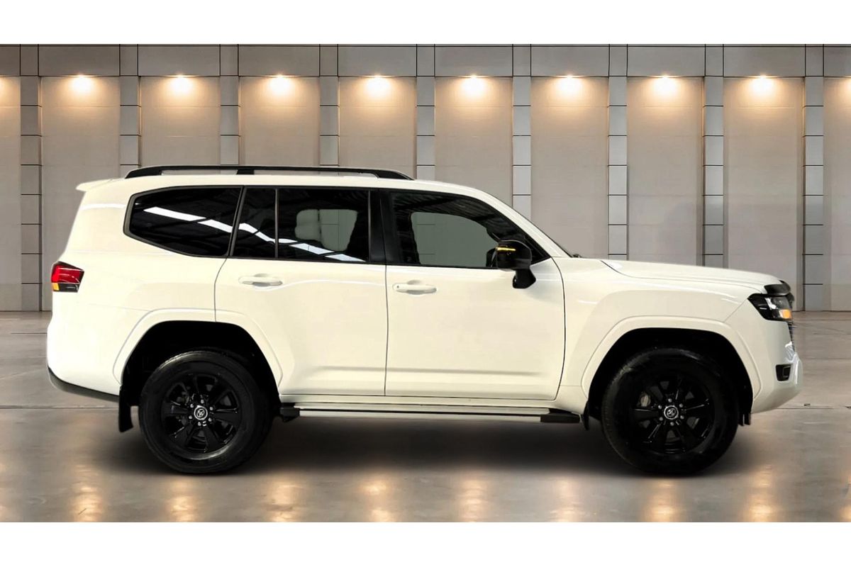 2024 Toyota Landcruiser GXL FJA300R