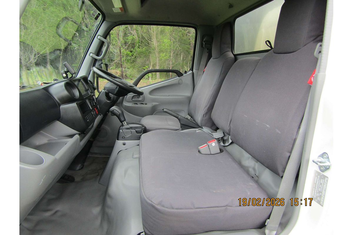 2021 Hino 300 Series 616 3375 STD XZU655R MY20 REAR WHEEL DRIVE image 6
