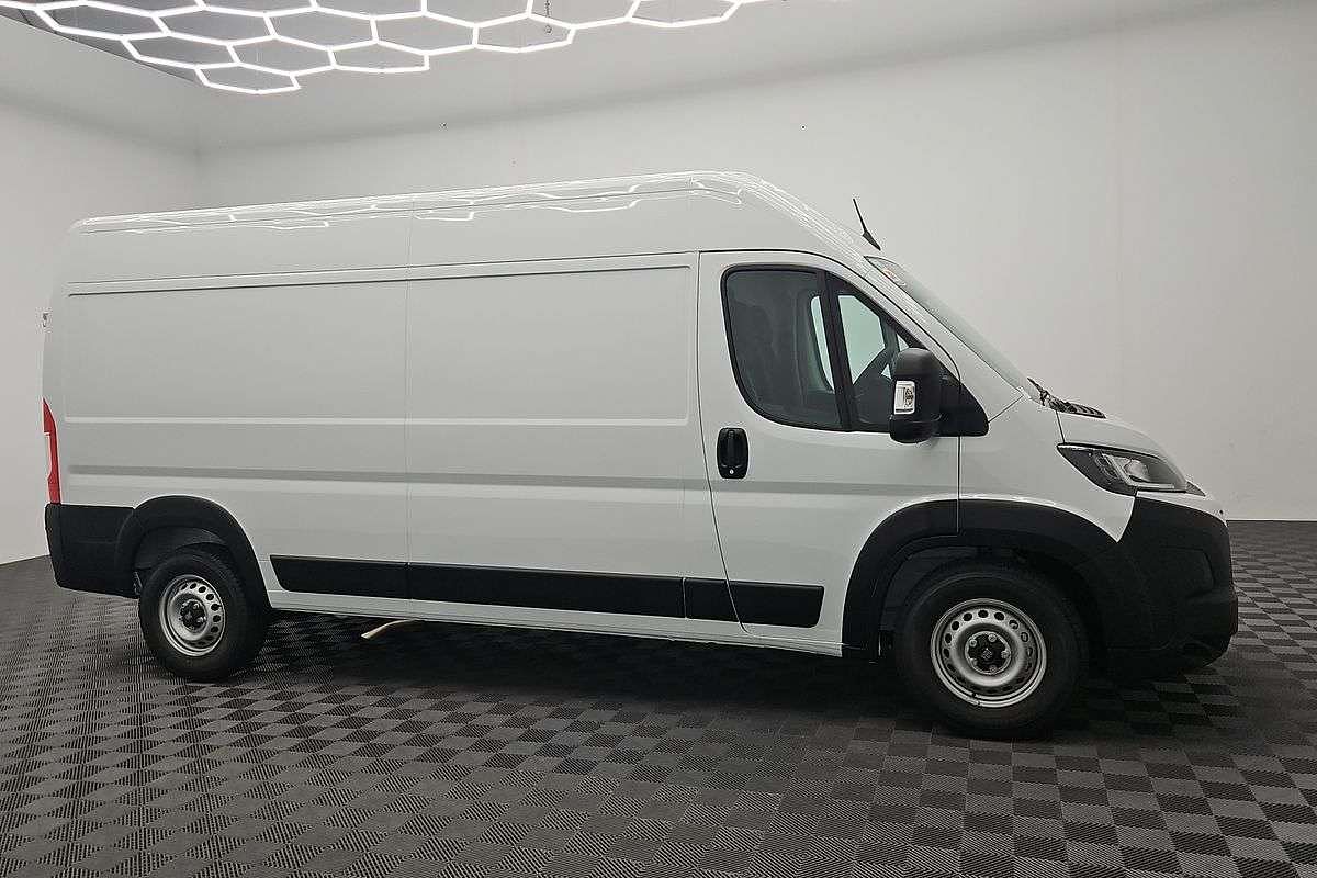 2026 Fiat Ducato Series 2 LWB Mid Roof image 10